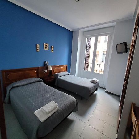 Hostal Pan America Madrid Ngoại thất bức ảnh