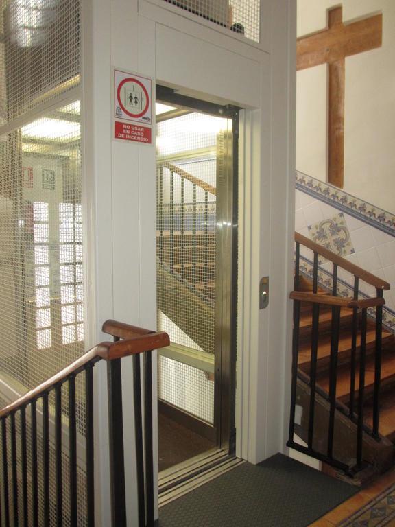 Hostal Pan America Madrid Ngoại thất bức ảnh